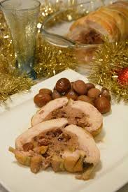 Ballotine De Pintade Aux Fruits Et Epices De Noel Au Fil Du Thym Recette Ballotine Repas Noel Viande Recette Noel Plat