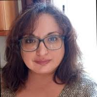 8 perfiles de «Myriam Escobar»