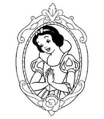 The mirror informs the queen that she is fairest one of all. Snow White Pictures Coloring Sheets Free Printables