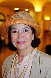 ✒️ Marie_José_Nat, tasegbart tafransist mucaɛen i yuraren tamlilt n  “Ferrouja” deg usaru “L'opium et le baton” ɣef lǧal n lebɣi-s deg uqeddem n  tmucuha i d-yemmalen amennuɣ d talsa. ✒️ Asaru-ya yesseḍra-t-id "