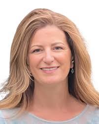 Michelle Brownlee's Instagram, Twitter & Facebook