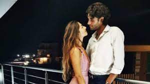 Gimbo tamberi si è congedato dalla sua fidanzata chiara con un messaggio e una serata davvero speciali. Ovfkl3pteikrkm