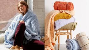 Working on finding and keeping the disc on its orbit. The 15 Most Popular Throw Blankets Of 2020 Reviewed