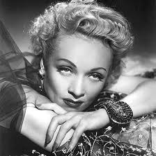 The NYTimes had a story this week outlining director Alfred Hitchcock's  moviemaking techniques. Do you know what they left out? How he used jewelry  consistently as a clue to a crime and