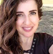 Debra Loveridge's Instagram, Twitter & Facebook