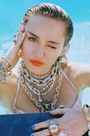 Miley Cyrus al Primavera Sound 2019 di Barcellona (al posto di Cardi B)