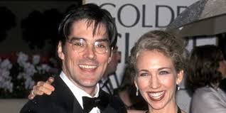 Christine Parker's Instagram, Twitter & Facebook