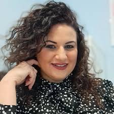 When '1,2,3 stella (1, 2, 3, Freeze!) meets Argentine tango, only for true  dancers, be careful not to move or you're out 🤣