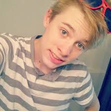 Ty James Cessna (@Ty_Loves_You_)