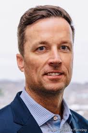 Creative Planning hires former Chiefs/Giants kicker Tynes