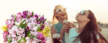 Neben dem muttertag ist der frauentag einer der wichtigsten tage im jahr, um frauen zu ehren. Blumen Zum Weltfrauentag Online Bestellen Valentins