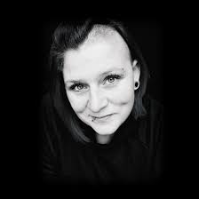 👉🏻 Platinum Silver