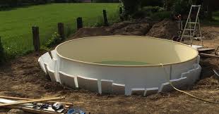 Aufbau Pool Stahlwand Rundbecken Wasser Einlassen Garten Pool Selber Bauen Pool Im Garten Pool