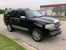 Image result for Dark Toreador Red 2006 Lincoln