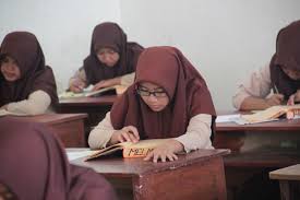 Gambar gamis santri putra remaja. Barang Barang Perlengkapan Santri Santriwati Baru