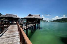 Ikan bakar villa d'muara lumut: 12 Tempat Menarik Di Manjung Perak Destinasi Anda Dan Keluarga Ammboi