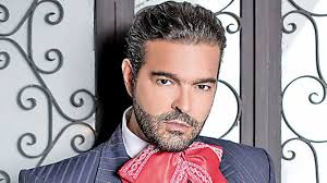 Cada día son más fuertes los rumores de que hay una relación amorosa entre escalona y pablo montero. Pablo Montero Ellas Son Carolina Y Danilea Las Hermosas Hijas Del Famoso Cantante Fotos El Heraldo De Mexico