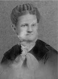 Does anyone know if Emmy Thomas lives