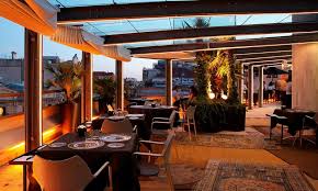 La decoración interior y exterior del restaurante, buenos manteles y cubiertos, buen trato de los camareros pero sobre todo la comodidad que les permita disfrutar de una buena comida o cena en. Ideas De Decoracion Para Terrazas De Restaurantes