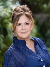 Ann Quattlebaum's Instagram, Twitter & Facebook