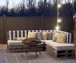 Banc En Palette De Bois Diy Deco D Interieur Et D Exterieur Pallet Tuinmeubilair Houten Pallet Meubels Houten Pallet Projecten