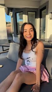 @jellybeaannbaes video Tweet