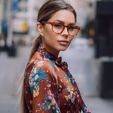 Such a chic look! Frames: Muse M Modern bit.ly/MuseMmodernBrown_GUSA Model  Ashley Brooke