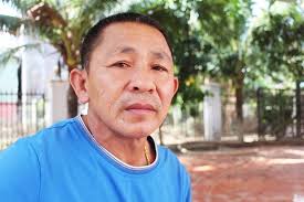 Thấp thỏm chờ tan bão số 10 để làm cầu cho dân đi dịp Tết