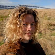 Anna Koppel's Instagram, Twitter & Facebook