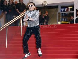 Primul clip urcat vreodata pe youtube! Record Gangnam Style Primul Videoclip Care A DepÄƒsit 2 Miliarde De VizualizÄƒri Pe Youtube Video