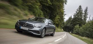 Notre Premier Essai De La Mercedes Classe E Restylee Hybride Diesel L Automobile Magazine