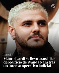 Abandonó el Chateau Libertador con Isabella y Francesca luego de 12 horas  de espera. https://clar.in/4khIfIt