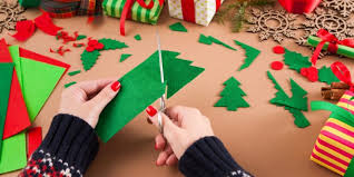 Basteln an weihnachten ist schon fast tradition. Basteln Zu Weihnachten Bastelideen Zum Nachmachen Fur Die Kita Und Familie