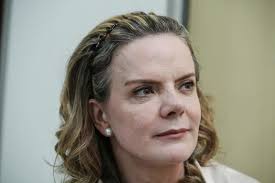 1 she was the chief of staff of brazil from 8 june 2011 to 2 february 2014, during the presidency of dilma rousseff. Gleisi Hoffmann Ultimas Noticias Gzh