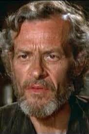 Cesar Godoy's Instagram, Twitter & Facebook