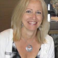 Lorrie Puckett's Instagram, Twitter & Facebook