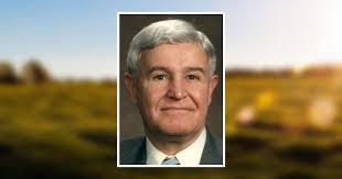 Kara Avery's Instagram, Twitter & Facebook