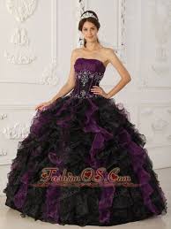 Pin By Amanda Hinojos On Party Time Quince Dresses Purple Quinceanera Dresses Black Quinceanera Dresses