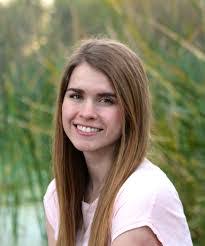 Lori Yslas's Instagram, Twitter & Facebook