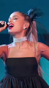 Ariana Grande ❤️ (Ariana Grande La patróna 🛐 Nuestra reina 👑)
