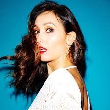 Mary Stefanelli's Instagram, Twitter & Facebook