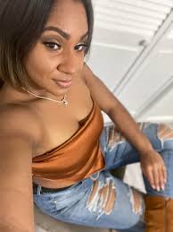 Hi everyone I'm new to this group. Sucks that I waited so long to join the  group but here I am. I had the gastric sleeve done