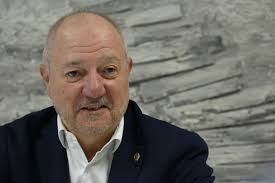 Con la minería, en León quedaba el tocino y lo rico iba para los vascos y  los catalanes"