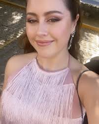 Que mágica su boda @rosell.fernanda @guillaume.pga, los amo ✨🤍 “ tu idioma  y el mío se fueron creando en un solo latido”