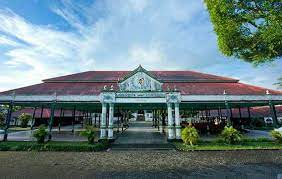 Rumah Adat Bangsal Kencono Daerah Istimewa Yogyakarta Backpacker Jakarta
