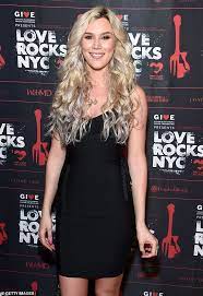 Joss Stone Is Pregnant Singer And American Boyfriend Expecting Baby Daily Mail Online