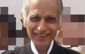 Female prison worker, 24, is jailed after kissing and sending 'crude' love  letters to convicted murderer in same jail