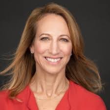 Eileen Caravello's Instagram, Twitter & Facebook