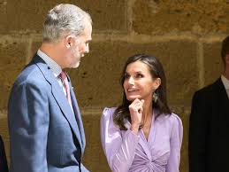 Todo lo que no se sabía de la salida madrileña de Felipe VI y Letizia: Anthony Hopkins, confidencias y palomitas gigantes