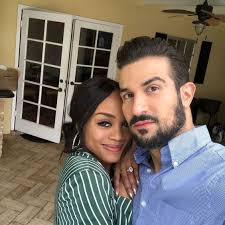 Rachel Lindsay Mike Johnson Respond To New Bachelor Peter Weber We Ve Seen 24 Peters Before And We Re Bored Femestella Rachel Lindsay Black And White Couples Interracial Couples